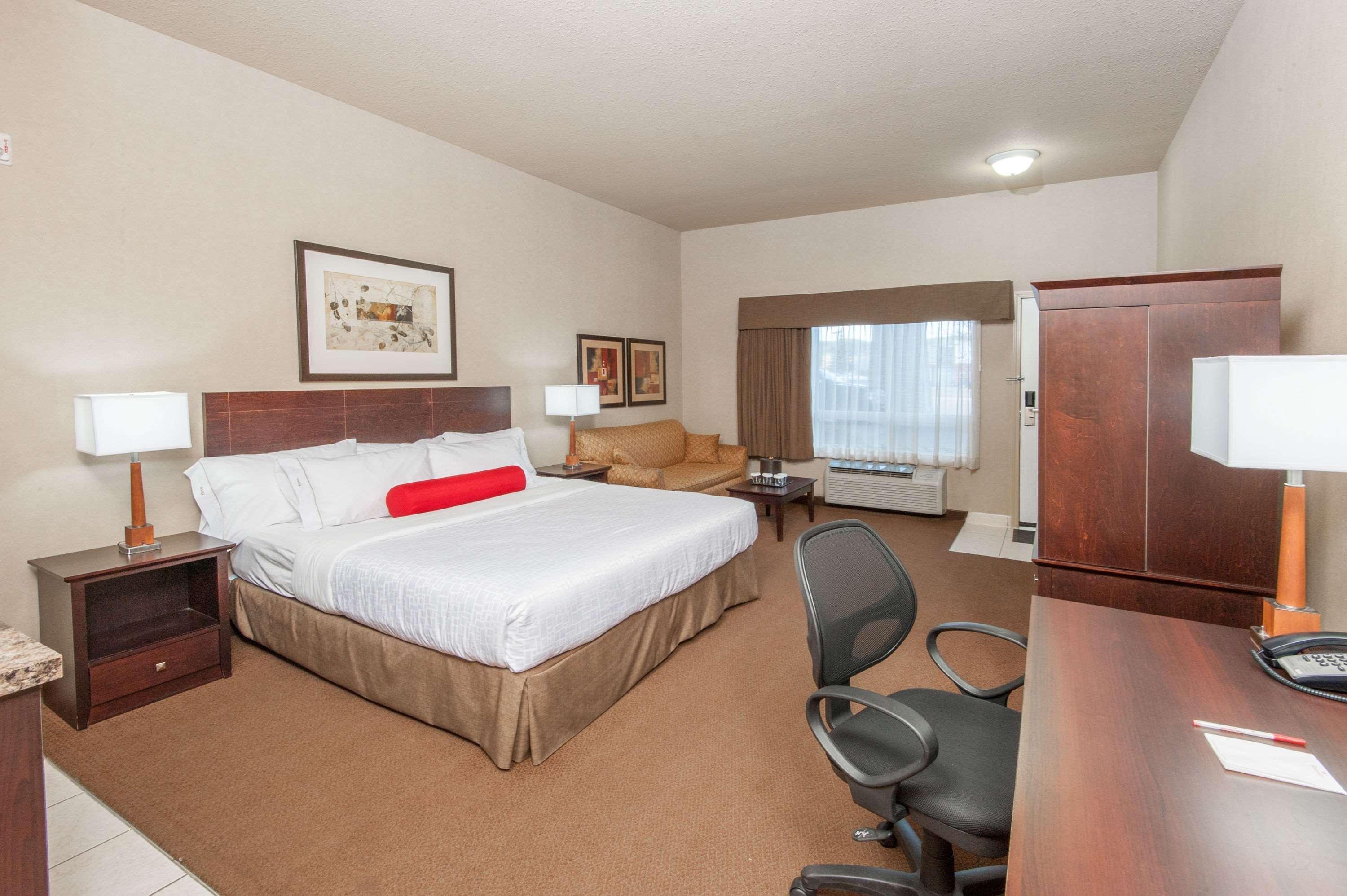 Ramada By Wyndham Drumheller Hotel & Suites Exterior foto